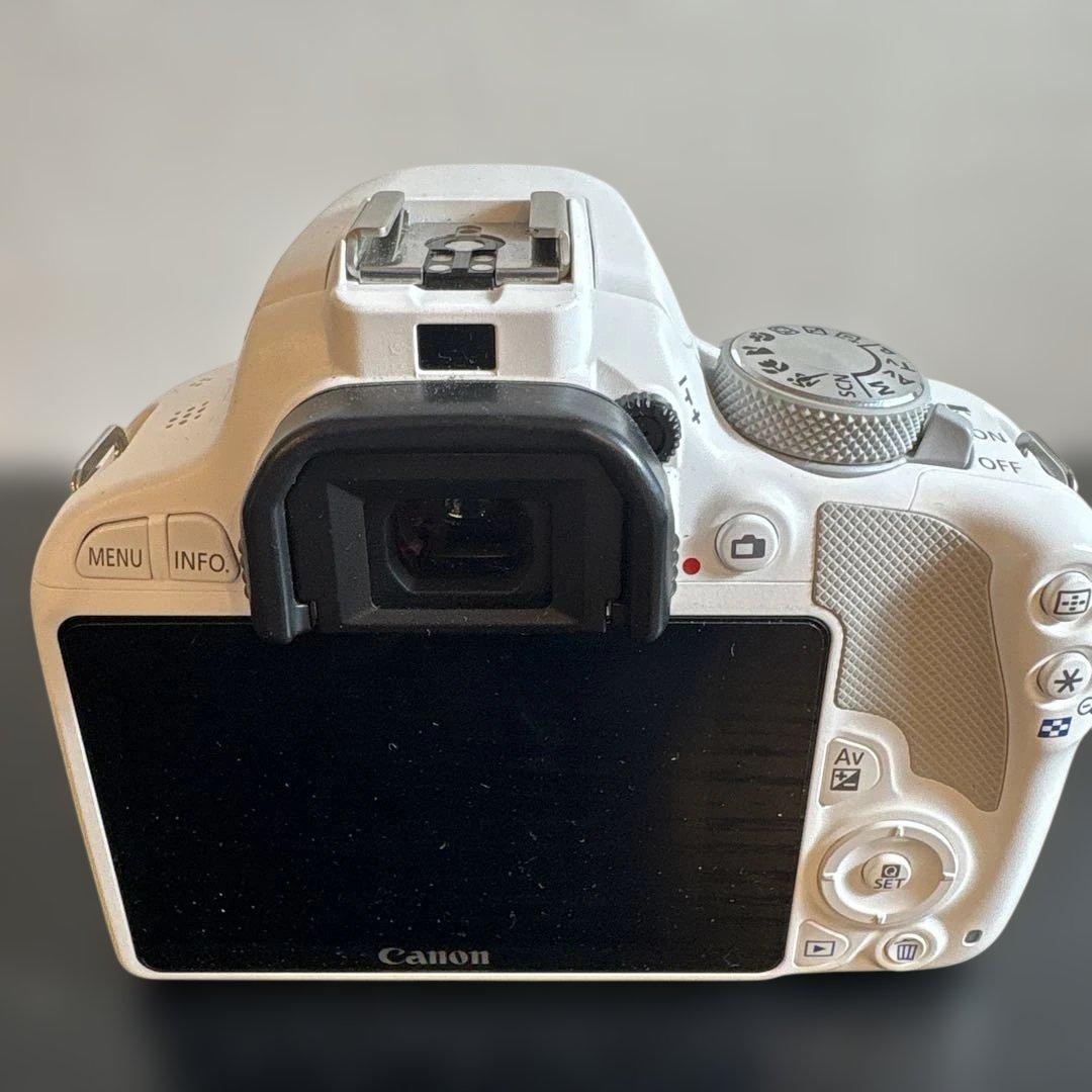 Canon EOS Kiss X7 ホワイト レンズ2本