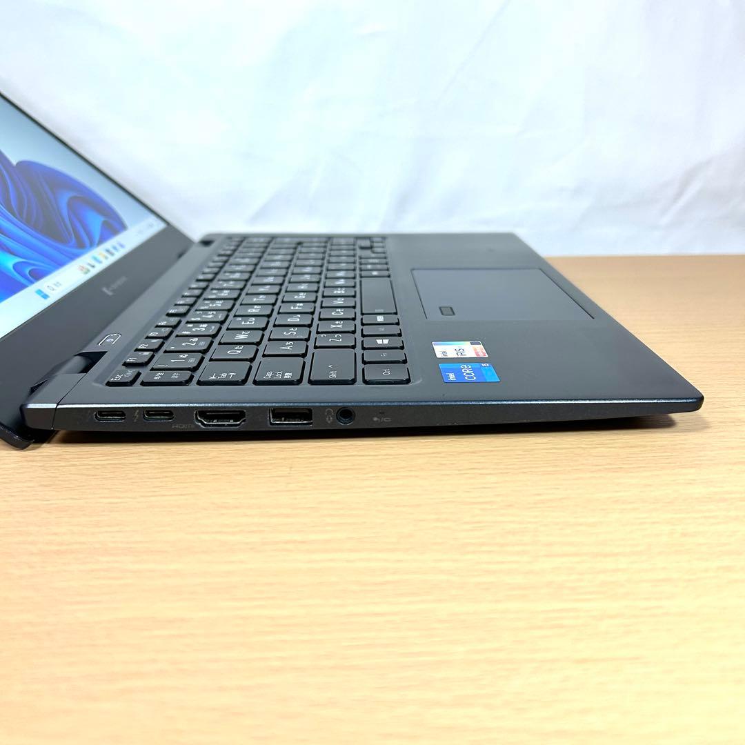 東芝 dynabook G83HS 16GB i5 256GB Office