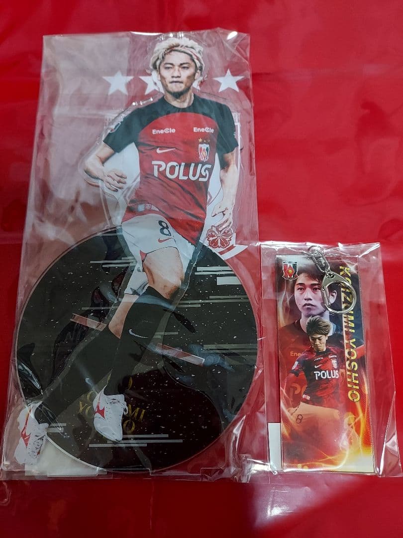 浦和レッズ 小泉佳穂ビッグアクスタ&キーホルダー