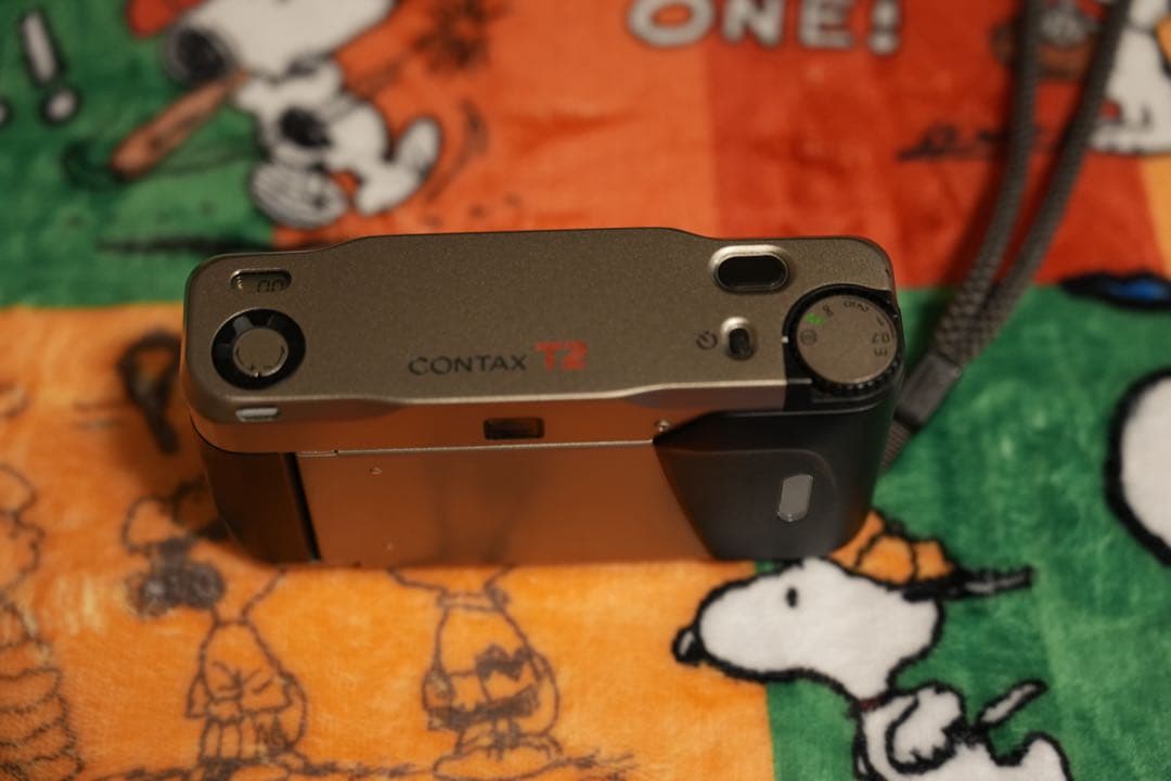 美品　CONTAX T2 コンパクトフィルムカメラ