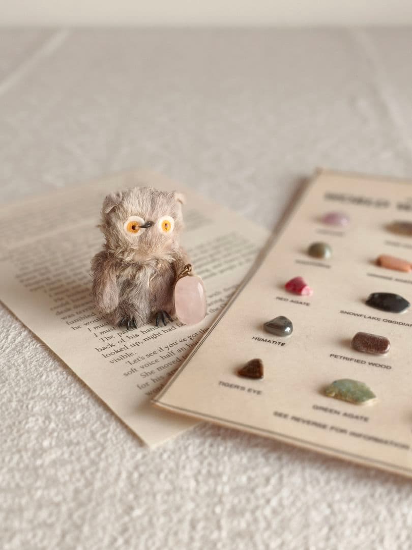 * vintage gemstones ꕥ 天然石たちの標本