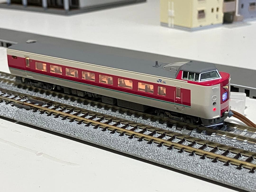 え*む様 KATO 10-1779 381系ゆったりやくもグレー台車(ウェザリン