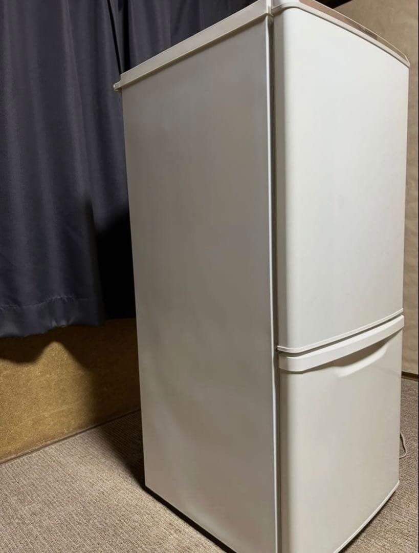 冷蔵庫 Panasonic NR-B147W【送料込み】【2014年製】