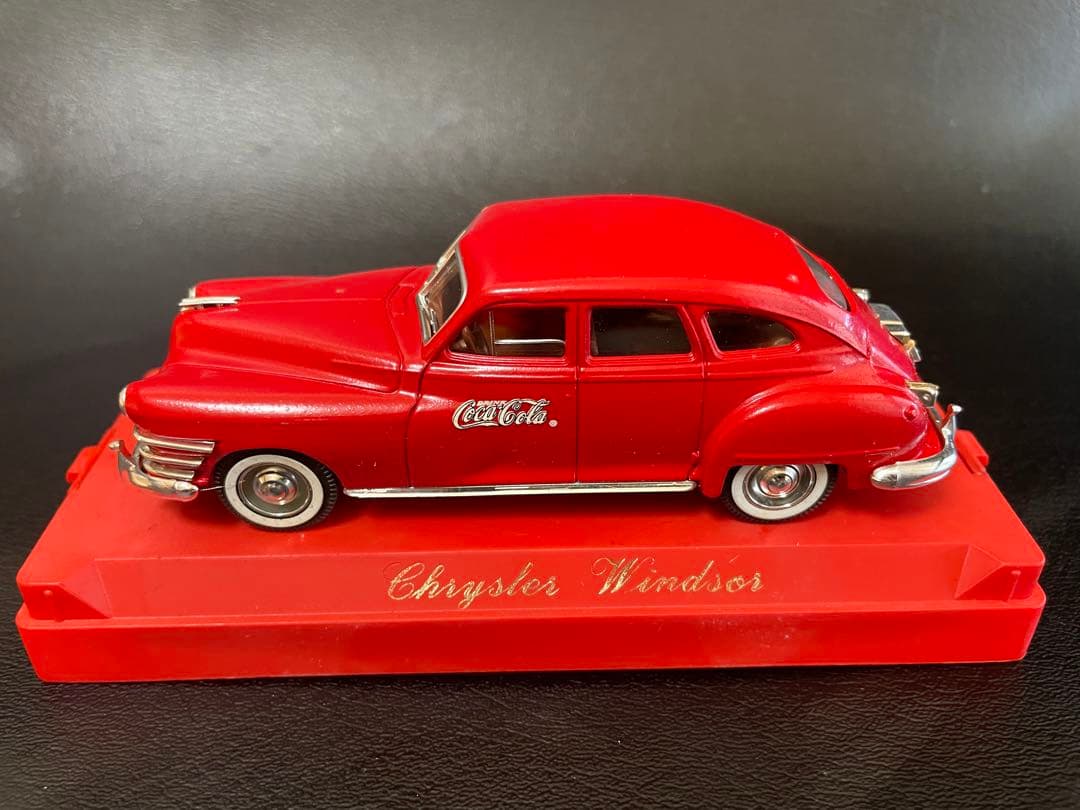 1/43スケールダイキャストメタル　コカコーラ　SOLIDO フランス製