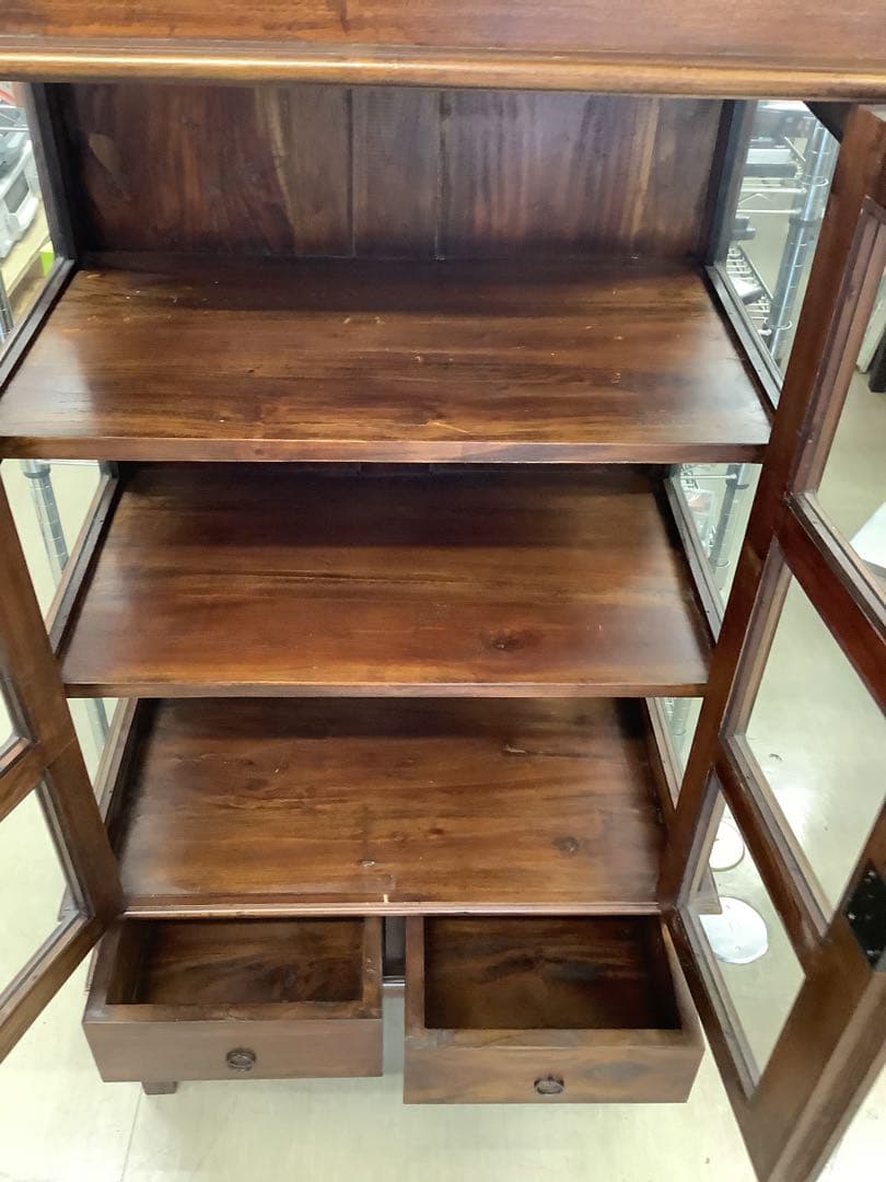 ビーカンパニー 家具　無垢材 アンティークダークブラウン キャビネット　鍵付き