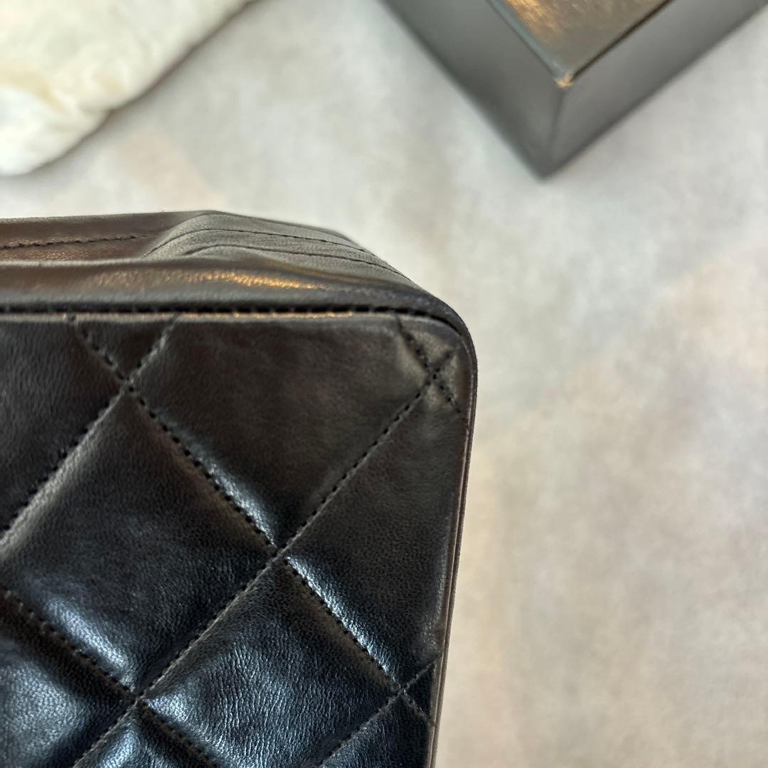 シャネル　マトラッセ　ラムスキン　ヴィンテージ　ブラック　黒　フラップバッグ