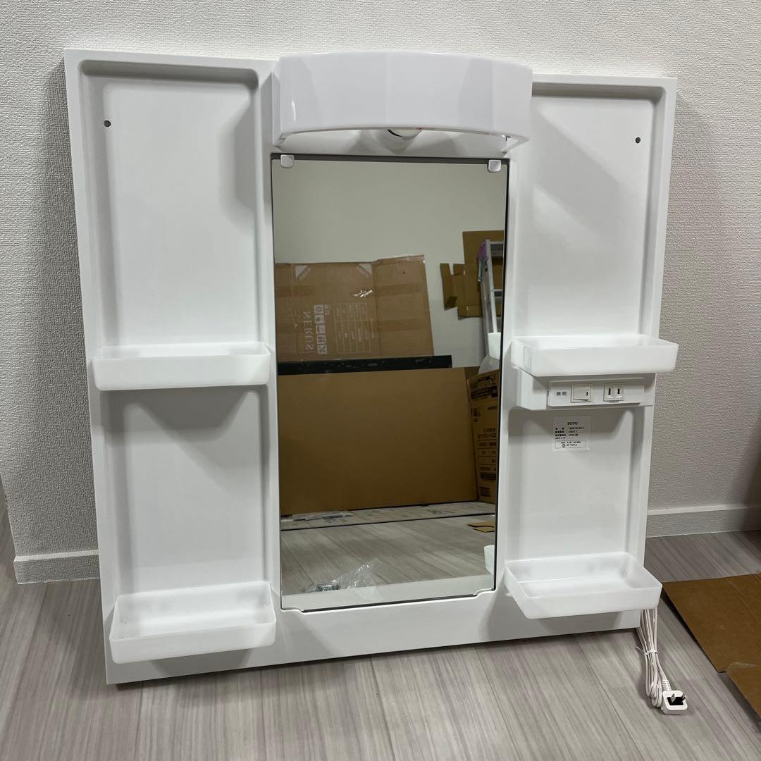 TOTO ミラーキャビネット　750