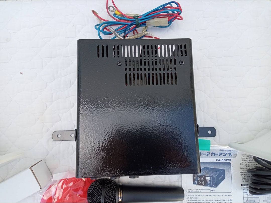 TOA　2個で60W選挙スピーカー　車載アンプ60W　マイク1本