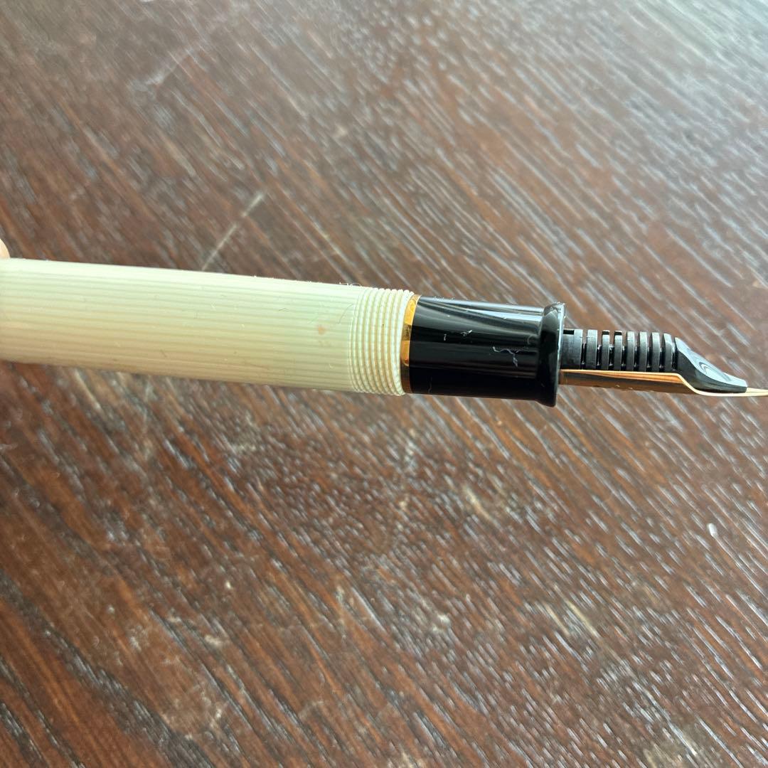 Conway Stewart 万年筆100　カゼイン　アイボリー