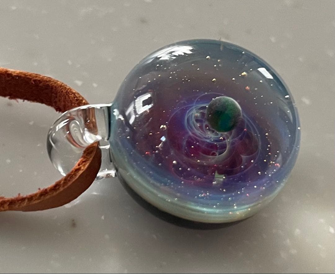 【最終値引き】宇宙テーマ 宇宙ガラス+a ガラス ペンダント