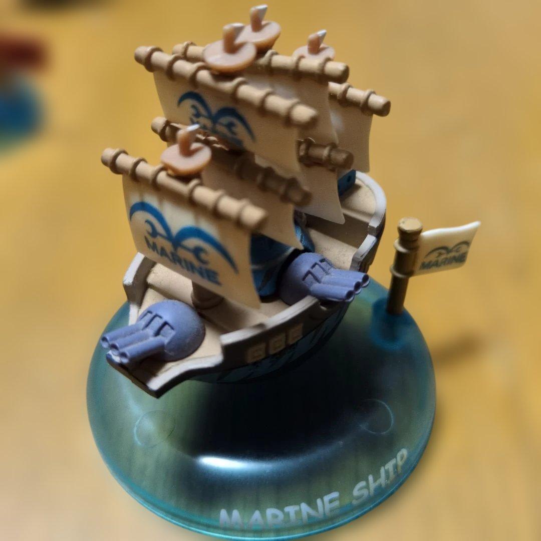 ワンピース　船4隻　ワールドコレクタブル等