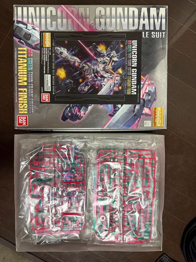 最終値下げ MG ユニコーンガンダム チタニウムフィニッシュ