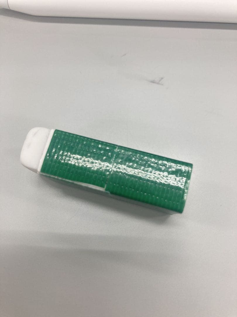 緑色スティックタイプテープのり