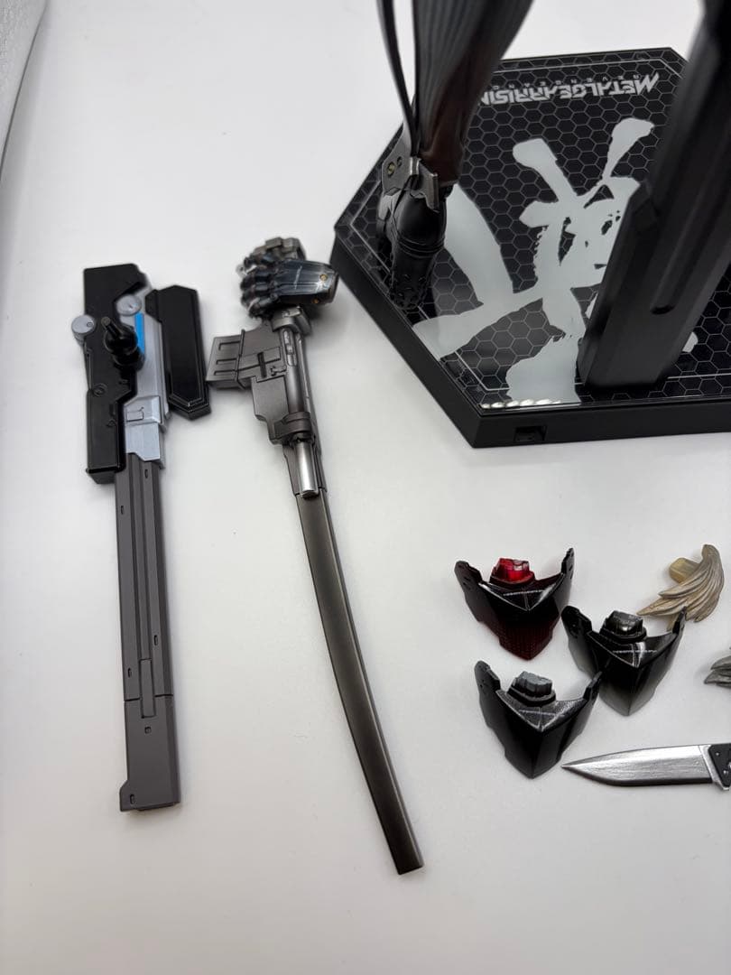 ホットトイズ L GEAR RISING メタルギア 雷電 フィギュア