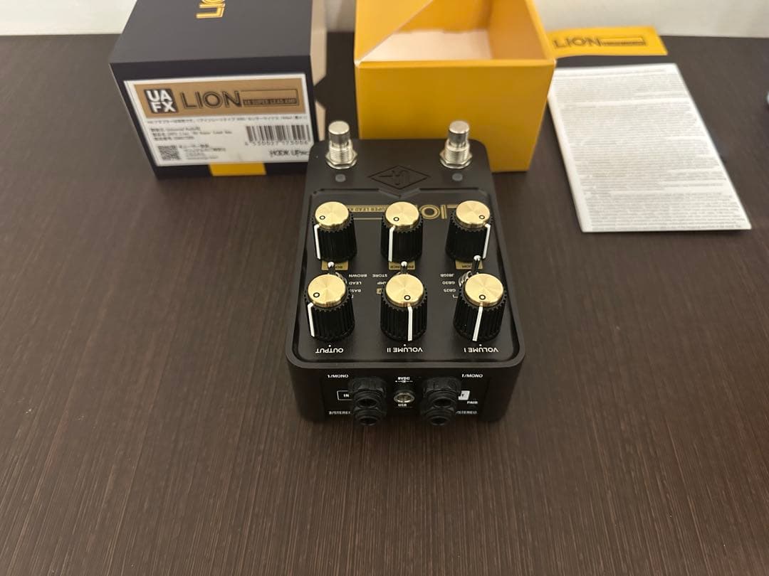 ギター UNIVERSAL AUDIO UAFX Lion '68 Super Lead