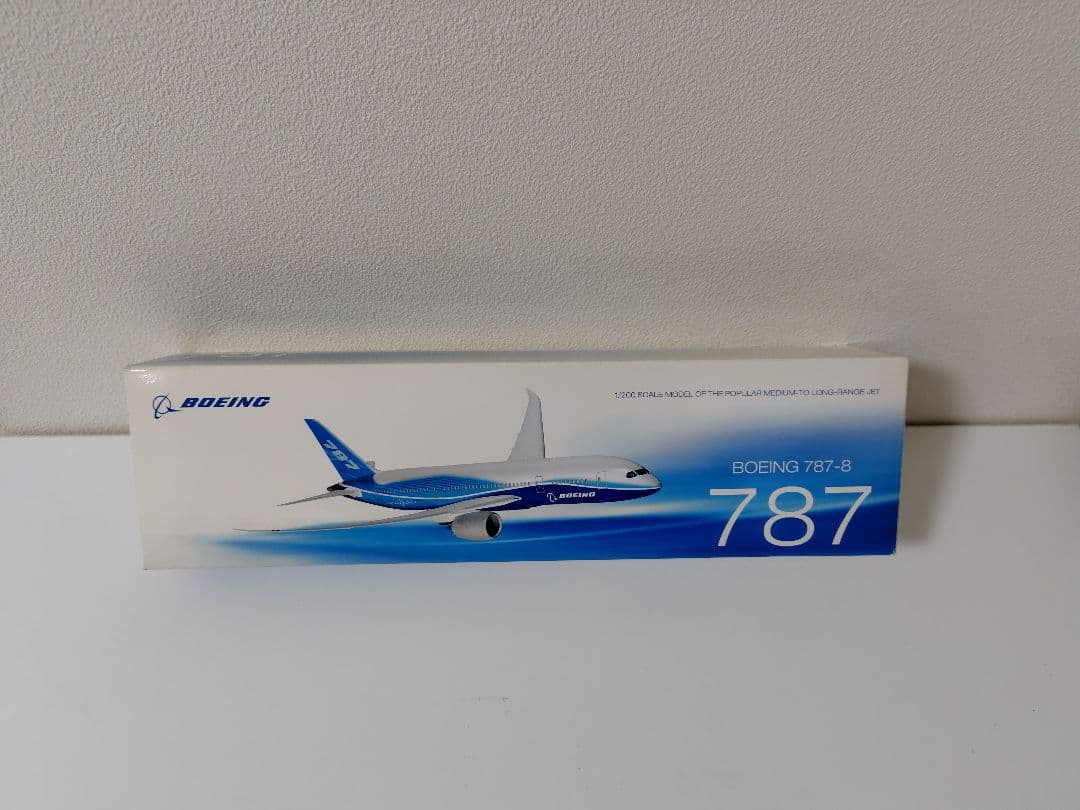 1/200 BOEING 787-8 DREAMLINER ボーイング