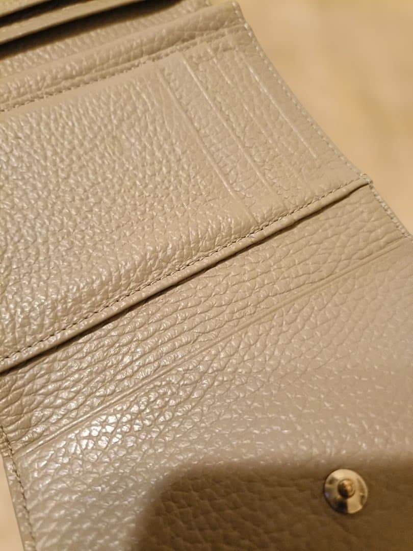 アニエスベー★本革三つ折財布　使用期間10日程　24000円