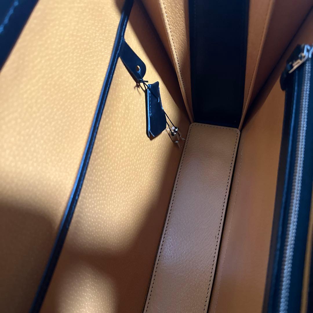 新品未使用　大峡製鞄　ライトダレスバッグ　1気室　オオバセイホウ　ダレスバッグ