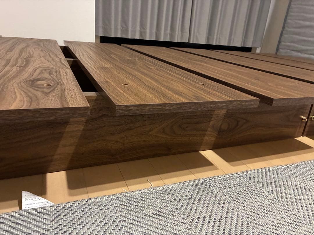 美品　LOWYA ベッドフレーム　マットレス付き　東京都大田区内直接引き取り