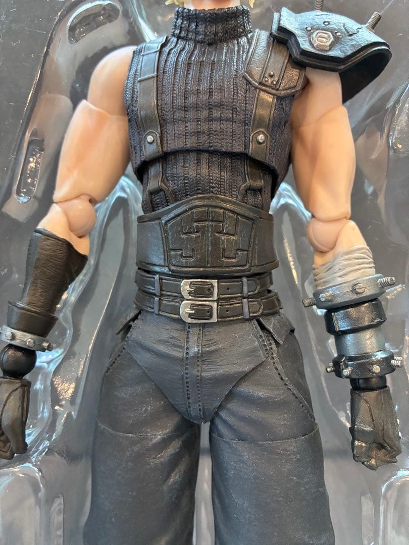 ファイナルファンタジー7 FF7 クラウド プレイアーツ改