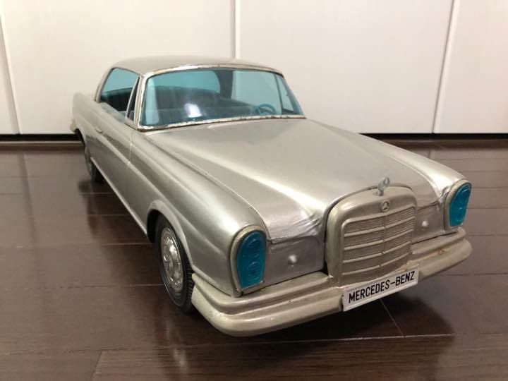 ベンツ プラモデル イチコーの金属玩具 メルセデスベンツ シルバー