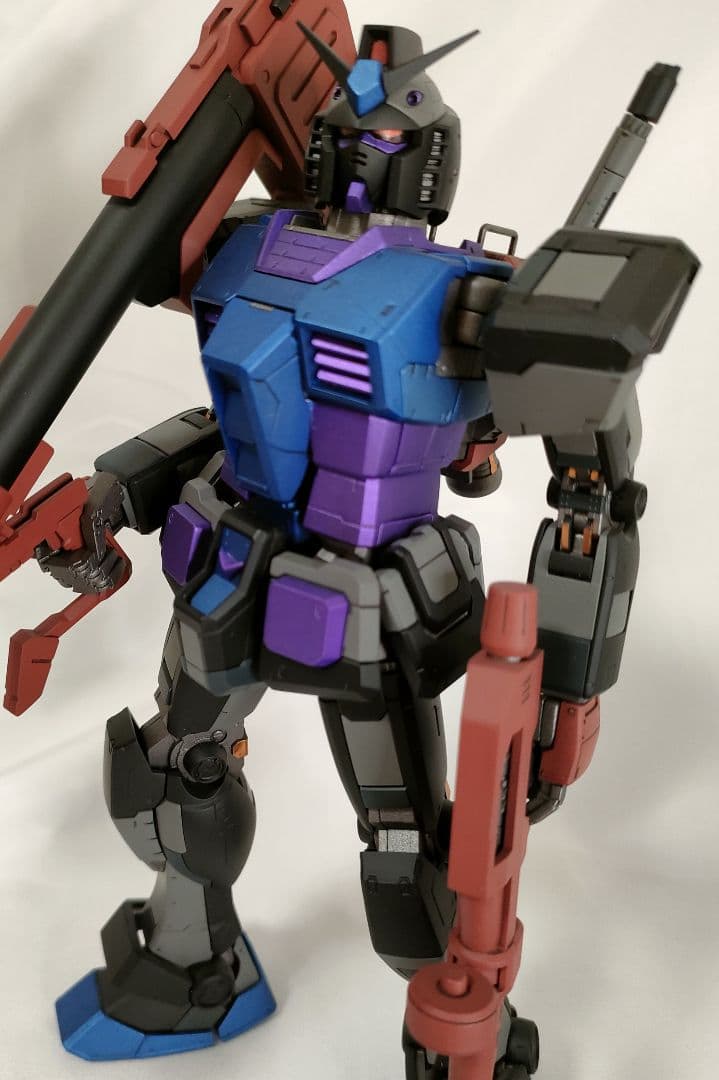 ガンプラ 塗装済 完成品MG 1/100 RX-78-2 ガンダムVer.3.0