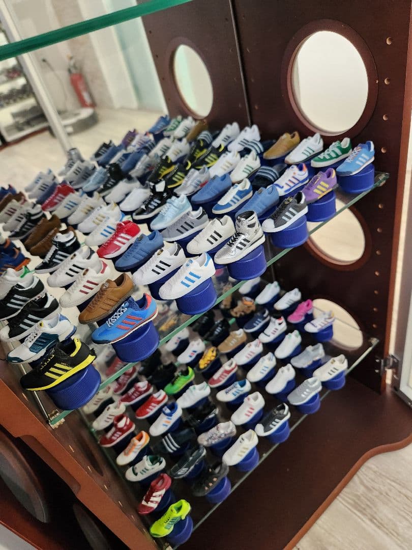 Adidas スニーカー フィギュアセット 82数