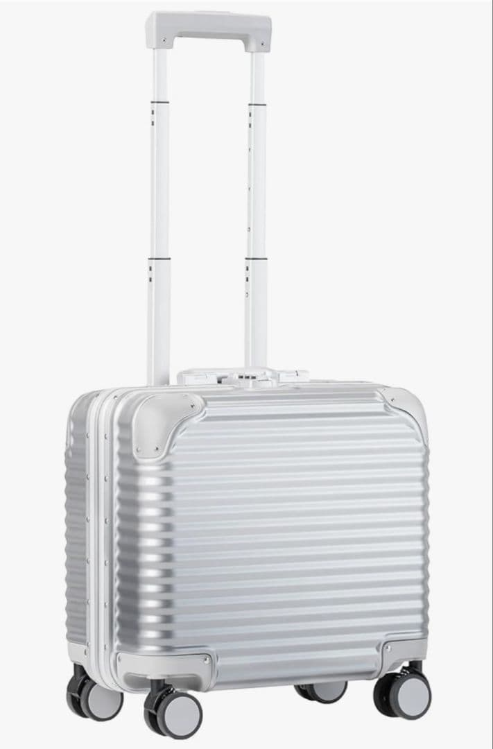 新品☆軽量アルミフレームキャリーケース 機内持ち込み 29L/シルバー