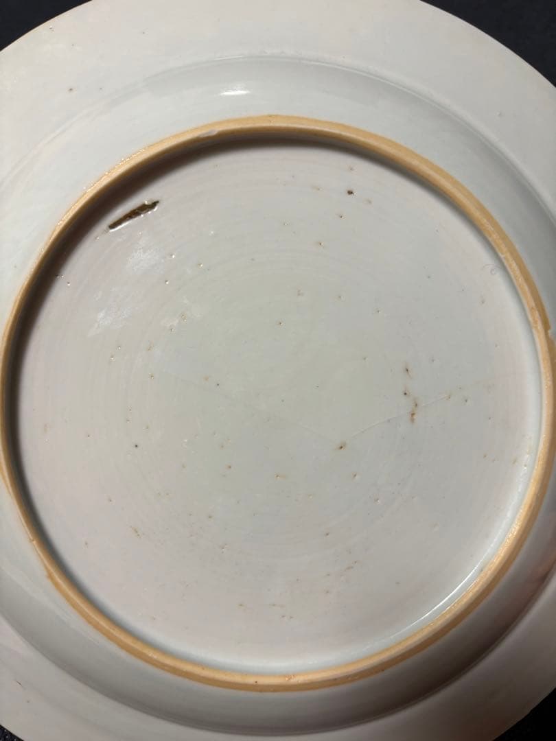 中国古美術品　清の乾隆時代　粉彩花卉洞石中皿　本物保証　23cm