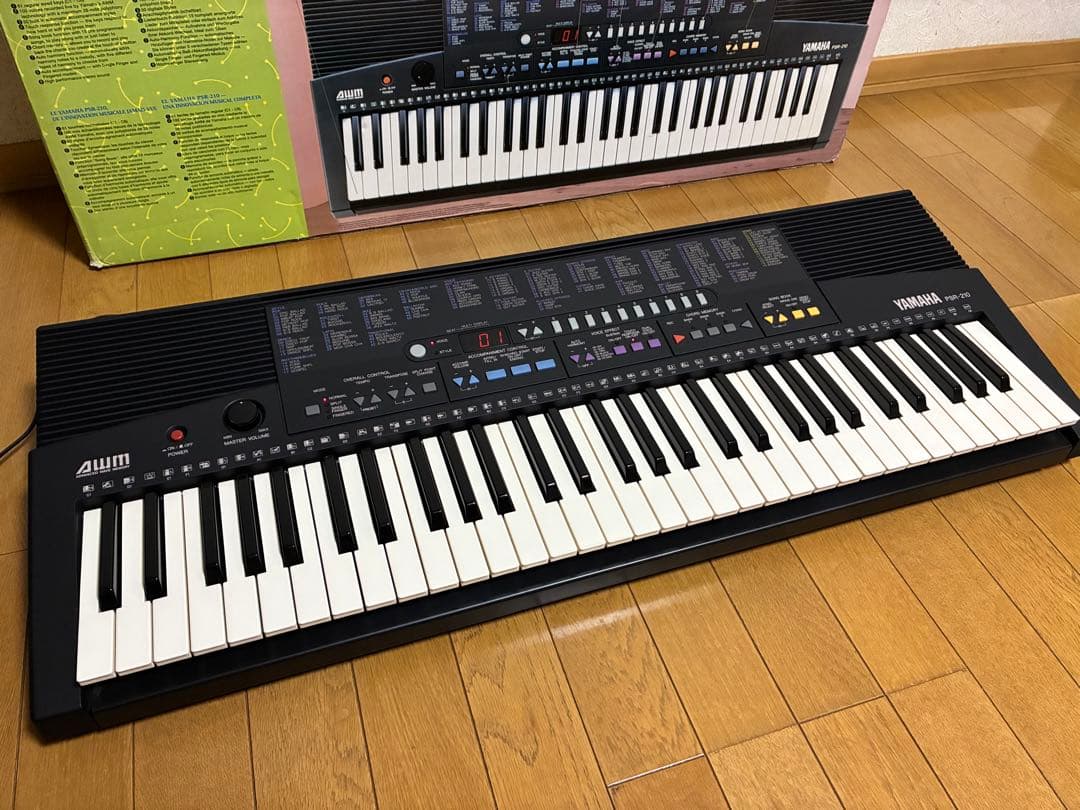 鍵盤楽器 YAMAHA PSR-210