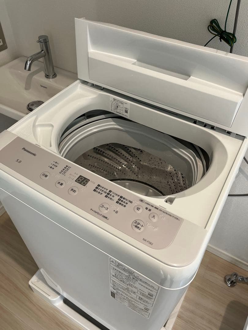 【美品】Panasonic 縦型洗濯機 NA-F5B2