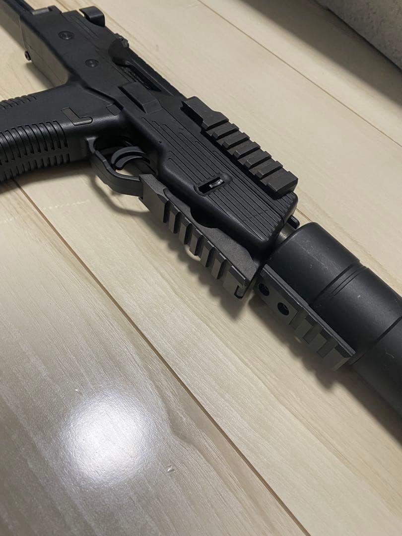 ク*タ様 希少　KSC TP9 (MP9) SMG ガスガン　電動ガン