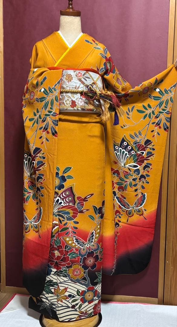 特価品！カラシ色　雅な京紅型振袖6点フルセット+帯揚げ１枚おまけ 蝶と四季の花