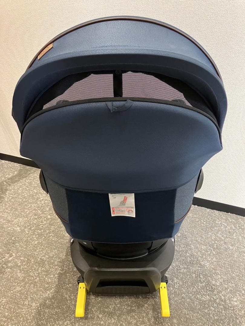 アップリカ　クルリラビッテエックス (アカチャンホンポ限定モデル) ネイビー