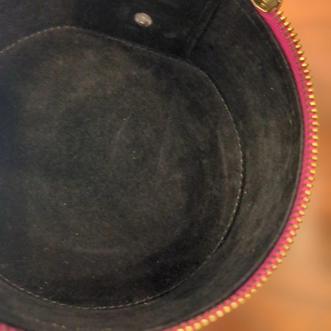 シャネル　キャビアスキンジュエリーポーチ！！