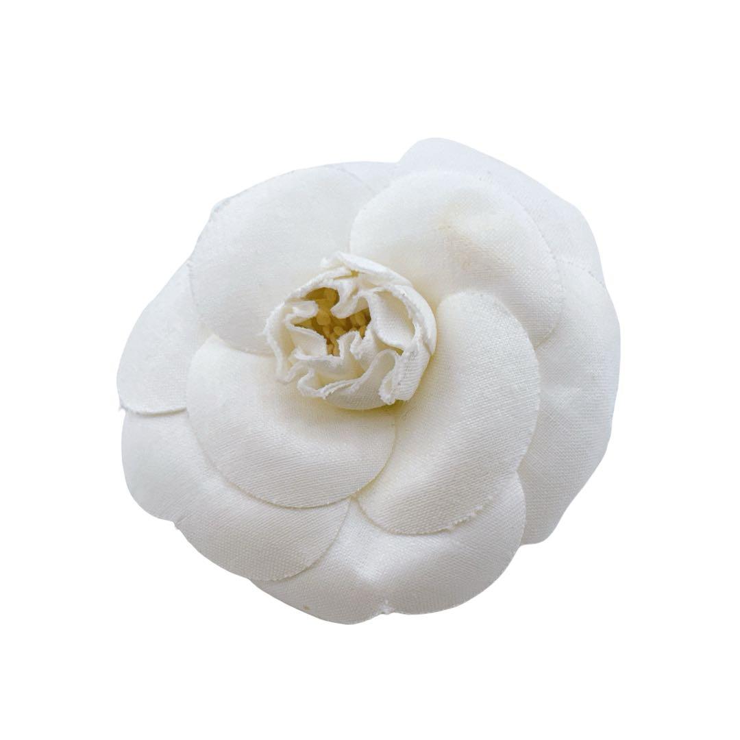 シャネル カメリア ピンブローチ ピンバッジ コサージュ レディース ホワイト