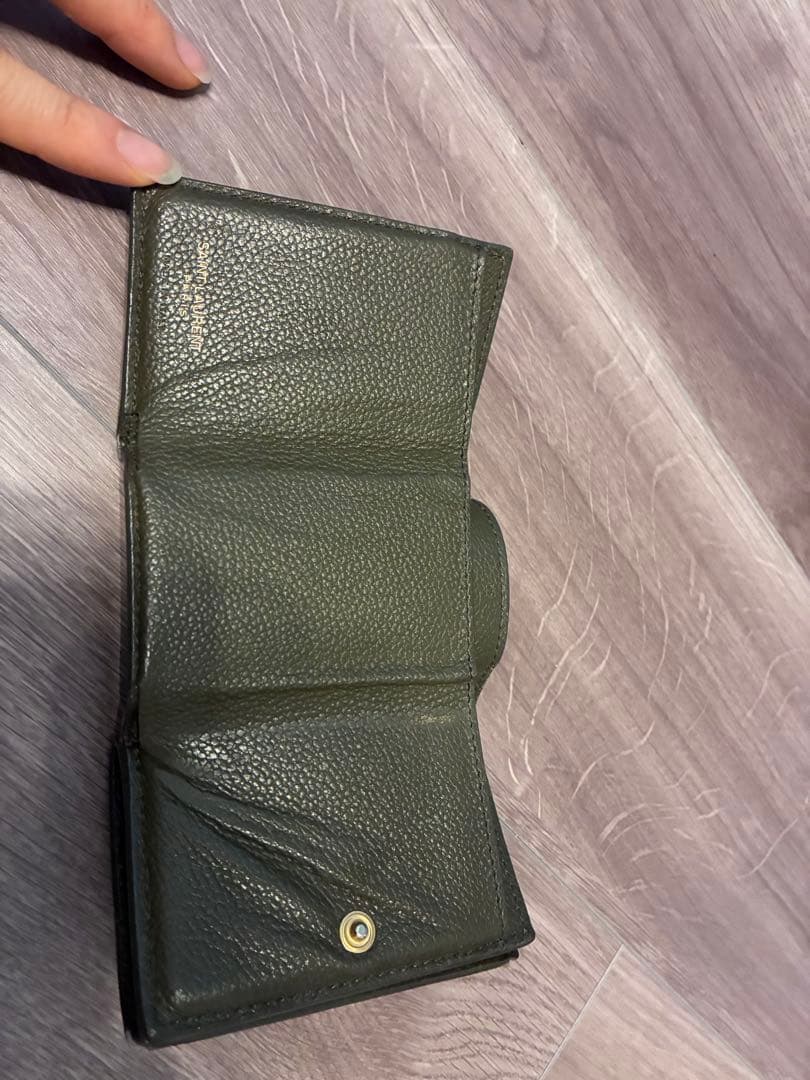 YSL ブラック 三つ折り財布