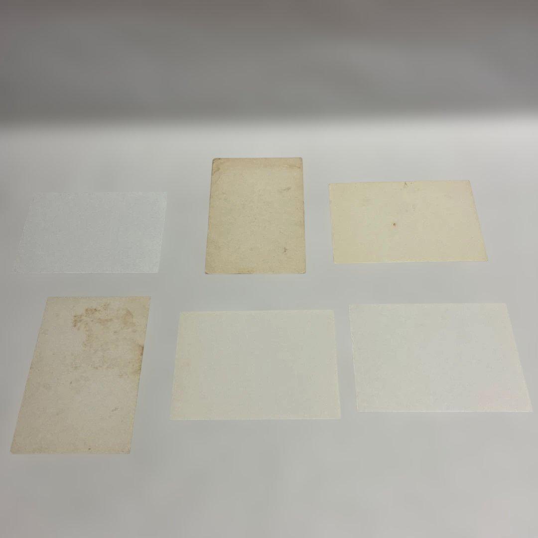 ウルトラマン 手帳2冊、キャラクターカード97枚