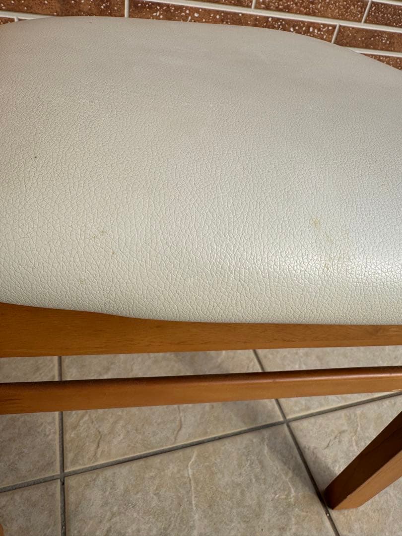 木製長方形ダイニングテーブル 4人掛け