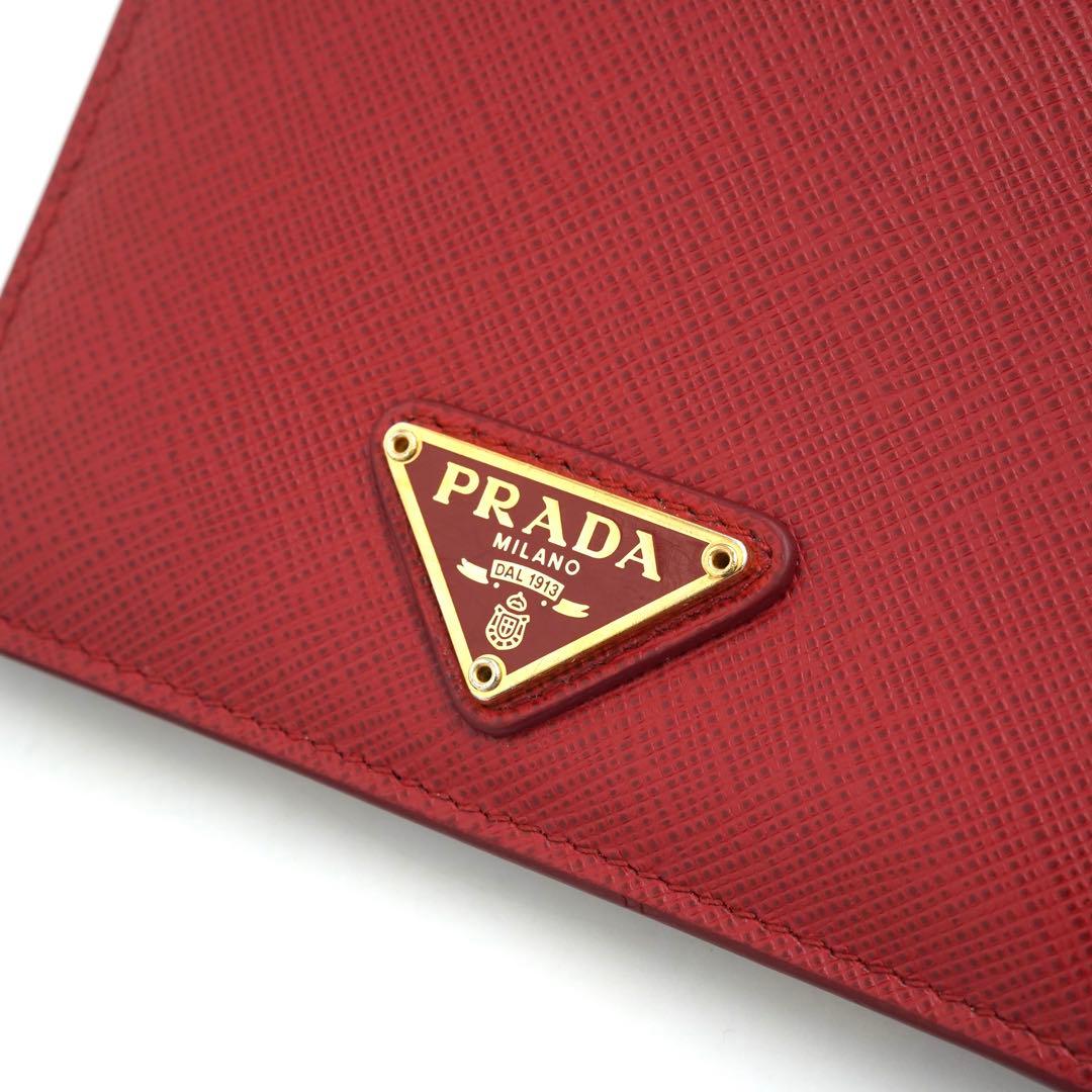 ✨未使用展示品・箱保証書付き✨　PRADA ミニ財布　サフィアーノ　バラ　花柄