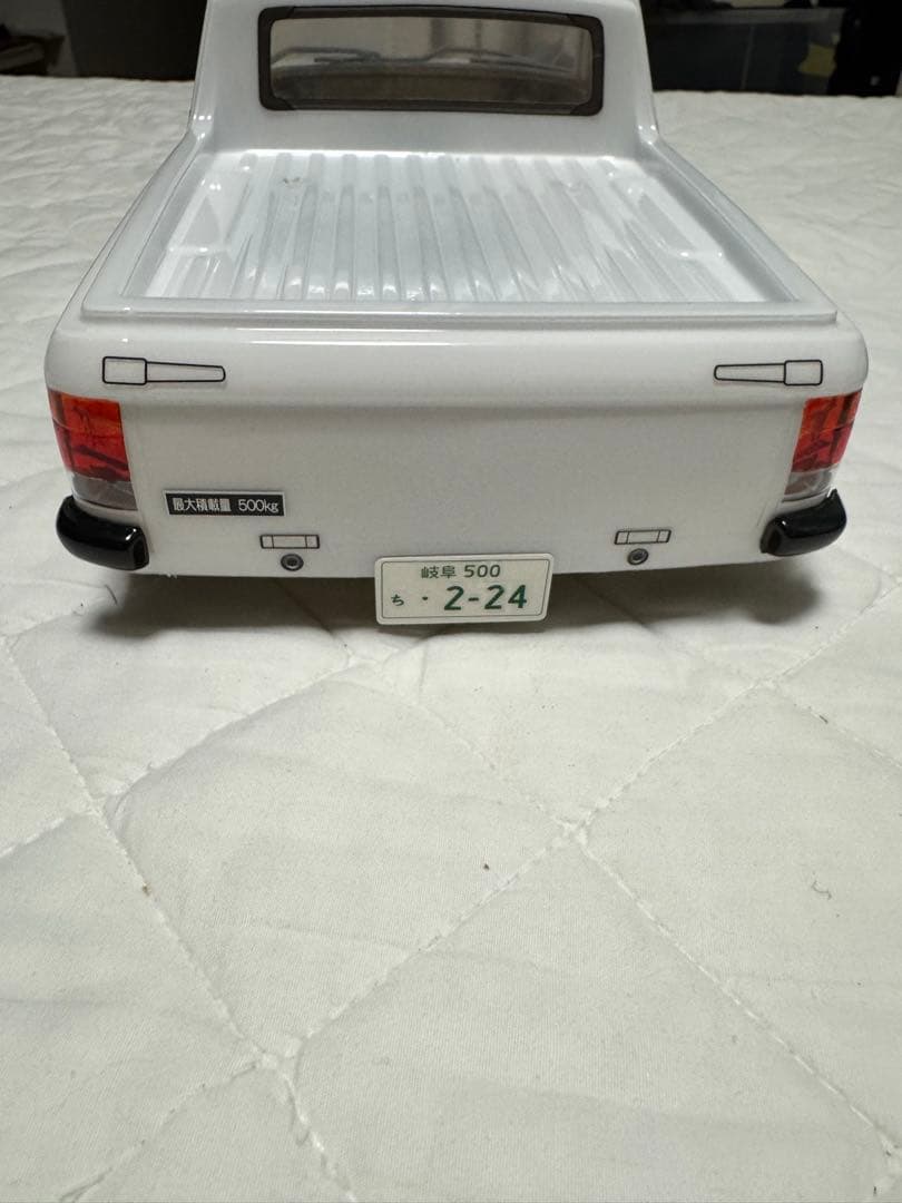 お買い得　タミヤ M08 CONCEPT シャーシキット & ボディ付き