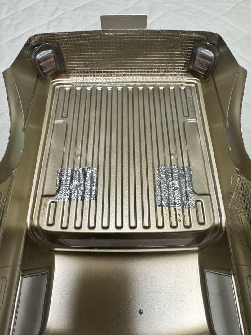 お買い得　タミヤ M08 CONCEPT シャーシキット & ボディ付き