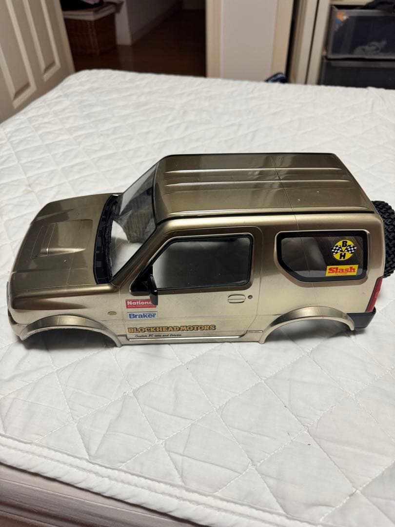 お買い得　タミヤ M08 CONCEPT シャーシキット & ボディ付き