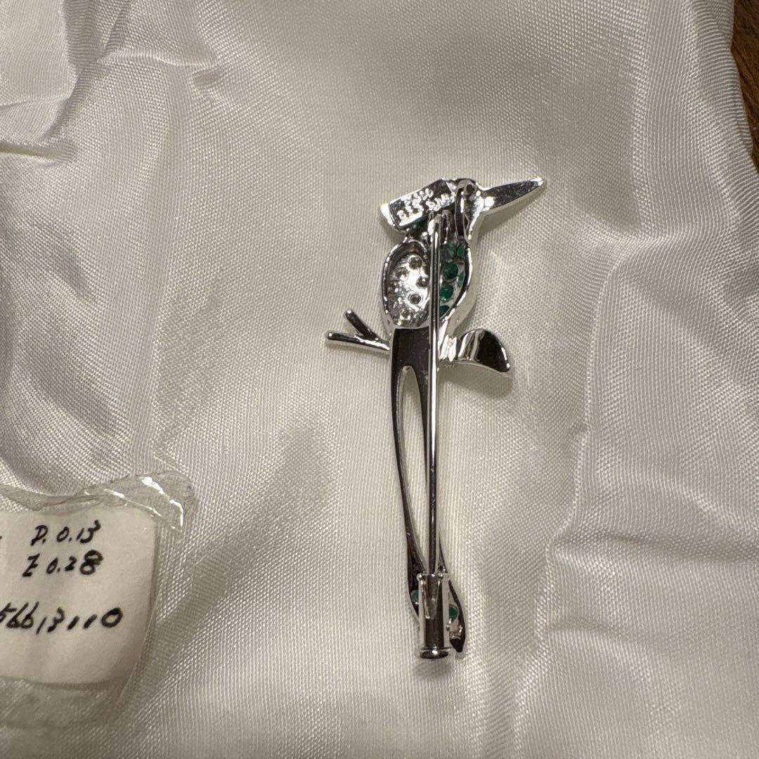 鳥型ブローチ Pt エメラルド　ダイヤ