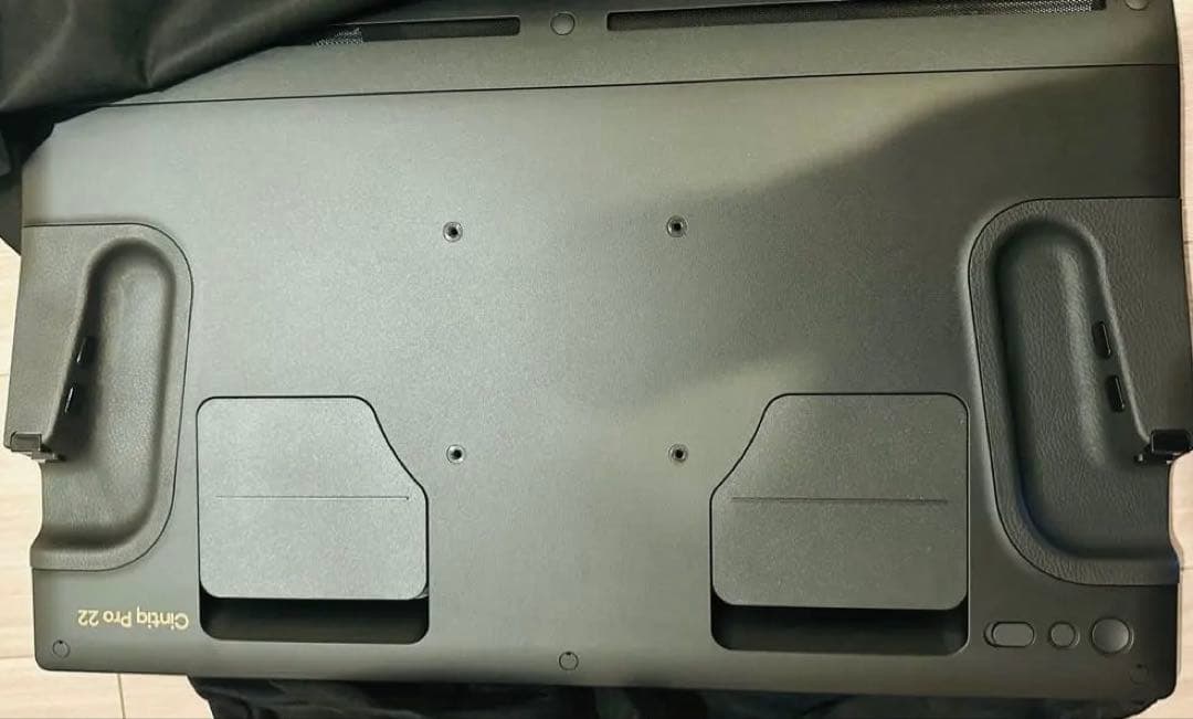 液タブ・ペンタブ Cintiq Pro 22 DTH227K4C