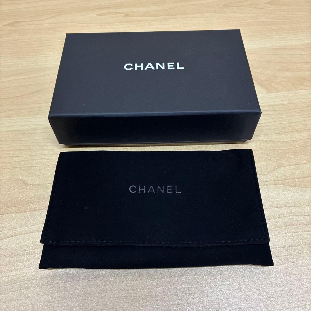 シャネル　ケース　カードケース　キャビアスキン　ココマーク