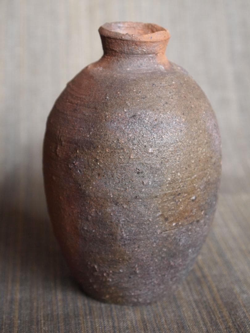 希少作★前嶋　五一郎【義弟：原田拾六】★備前≪窯変≫徳利★共箱