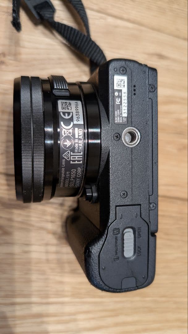 SONY α5100 ミラーレス一眼カメラ