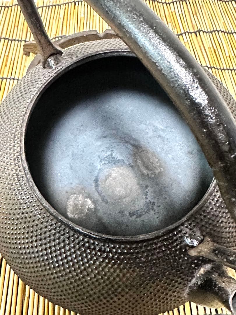 未使用品　南部盛岡宮鉄鉄瓶店(現釜定工房)初代釜定　宮　定吉作　南部鉄瓶