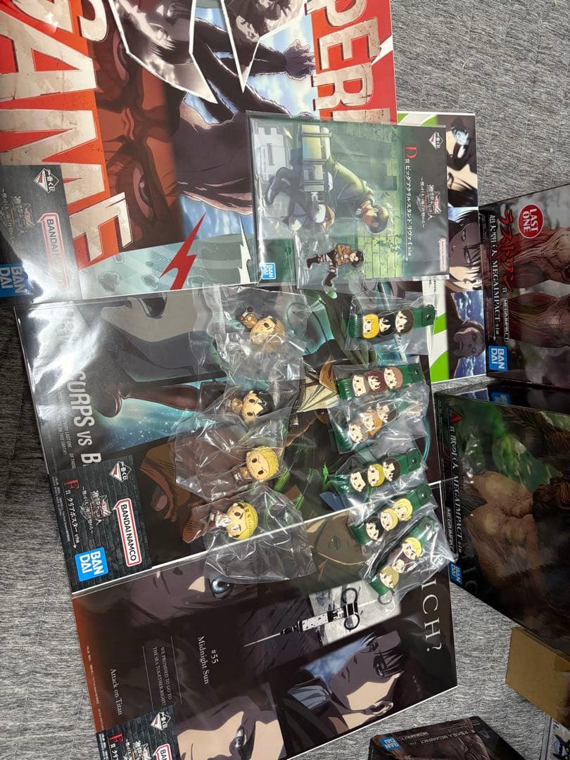 進撃の巨人 一番くじ　ラストワン賞　A賞　D賞　おまけ